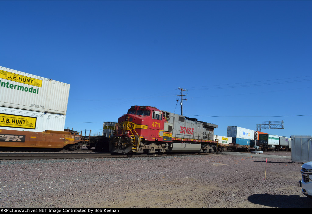 BNSF 4711